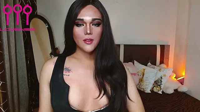 AmazingDivina webcam