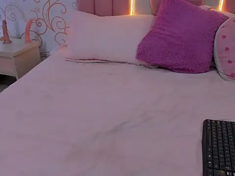 SofiaaBigBoobs webcam