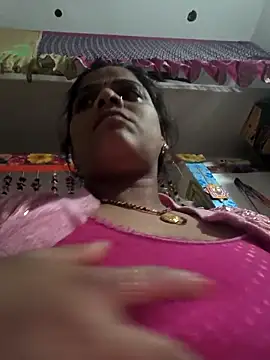 Webcam Model (Setty54)  is live.Free join now!