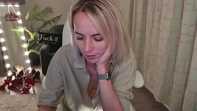 yourmarthamayer - YourMarthaMayer's free webcam - UK Sex Cams