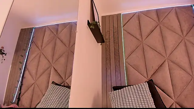 sabrinaspell_ - SabrinaSpell_'s free webcam - UK Sex Cams