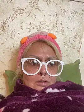 Gardener_of_Illusions webcam