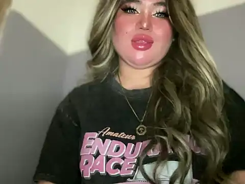 Naughtyrosecum webcam