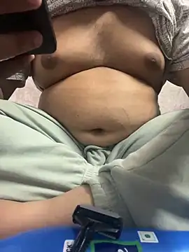 Shaikh_726910 webcam