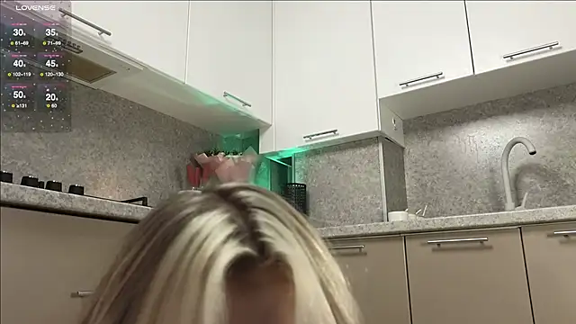Jenny_Blondy webcam
