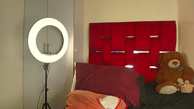 Camila_hot_ts webcam