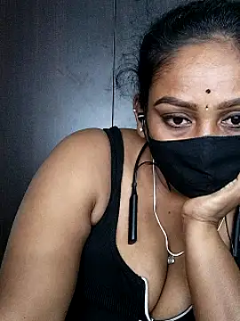 tamil_Monisha webcam