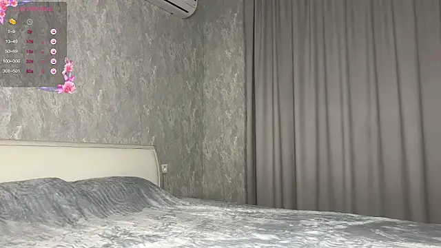 Elizabeth_Mitchel webcam