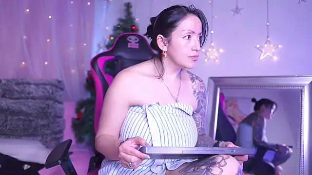 Madison_Mayer webcam