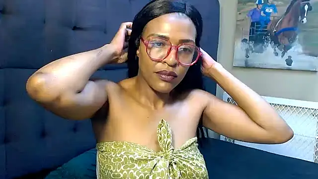 SpicyQueenxxxx webcam