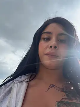 youcandisumisa (F teen) - Tetas afuera en gym