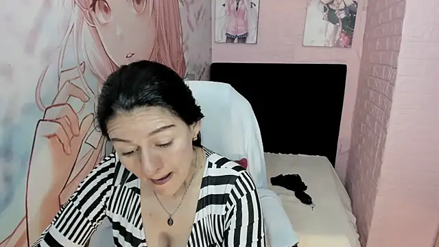 AllysonMilf69 webcam