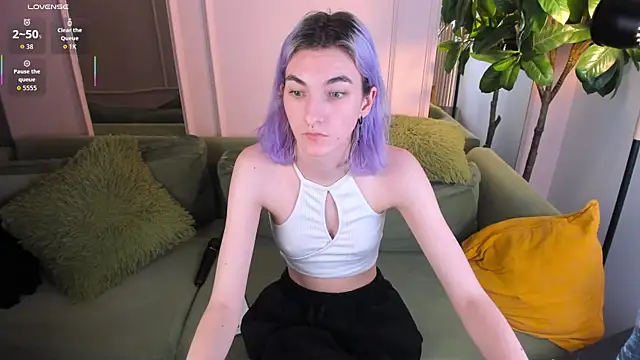 mia_cheers - Mia_Cheers's free webcam