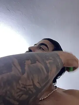 Lyon_vach's live cam