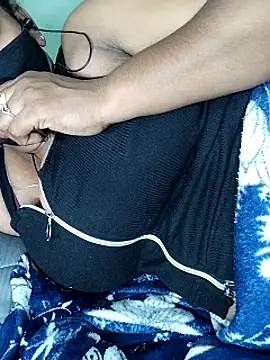 tamil_Monisha webcam