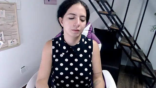 samantha_baby_ (F young) - full naked