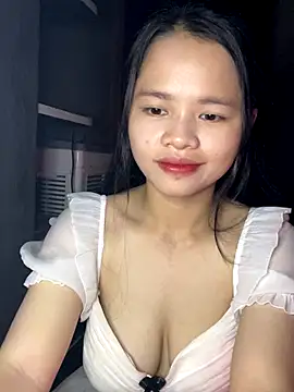 Hana-44 Live Webcam on Stripchat