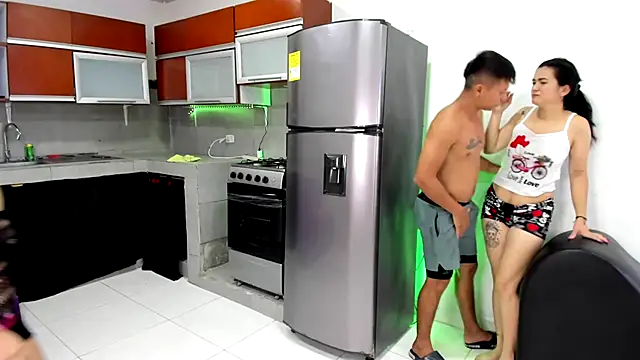 Party_luxury_ext... Live Webcam on Stripchat