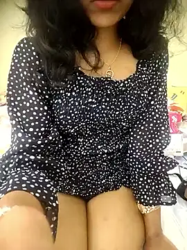 Webcam Model (Snaya-baby) is live