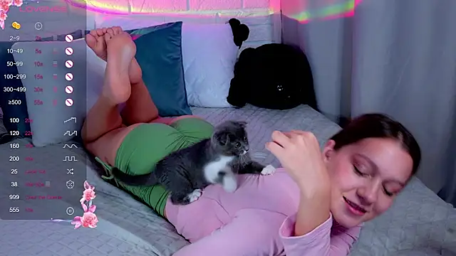 alicecharmyl - AliceCharmyl's free webcam