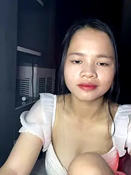 hana-44 - Hana-44's free webcam