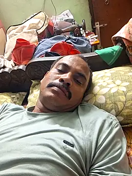 cutecouple1983 webcam