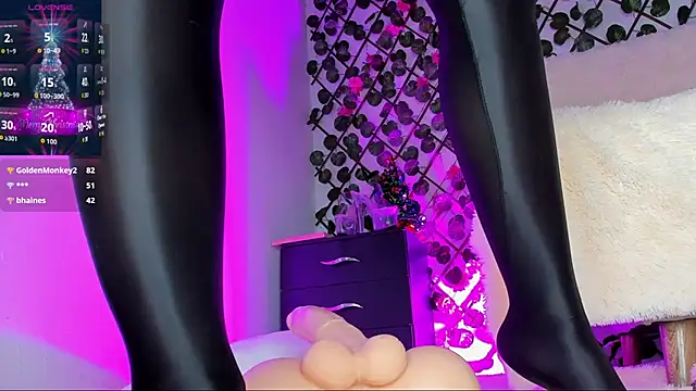 isabel_jaames - Isabel_jaames's free webcam - UK Sex Cams