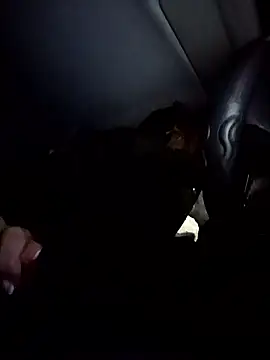 lesly_10- - Lesly_10-'s free webcam - UK Sex Cams