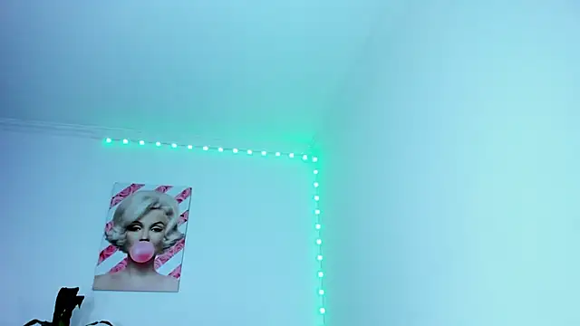 rouse_red - Rouse_red's free webcam