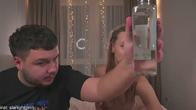 CupOfLovesWhisper webcam