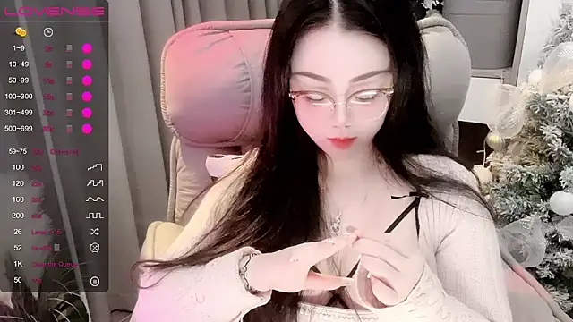 Monica-666888- webcam