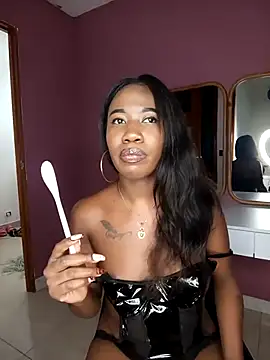 rossie-cameron - Rossie-Cameron's free webcam