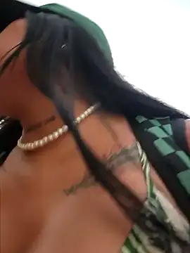 luisa16xxx Live Webcam on Stripchat