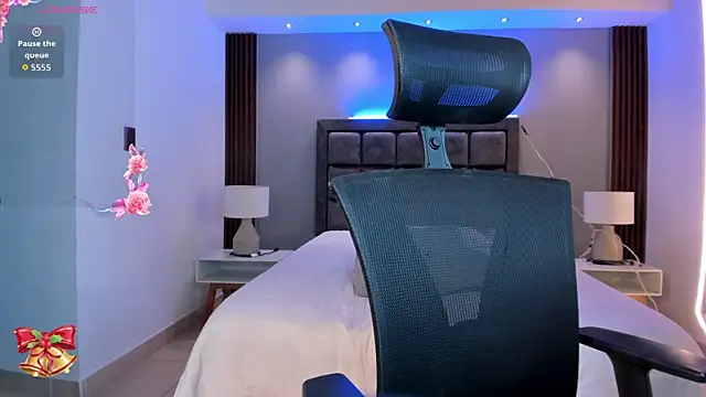 Violet_Anders webcam