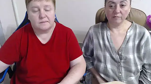 Bertie_Adeline webcam