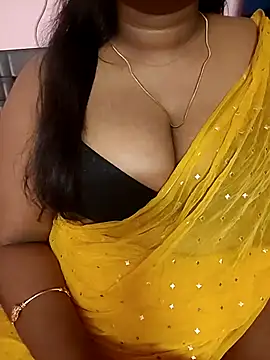 Webcam Model (Keerthee_) is live