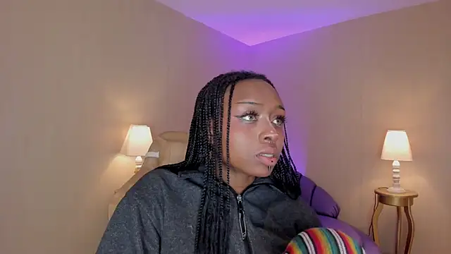 Midnight_Bluee webcam