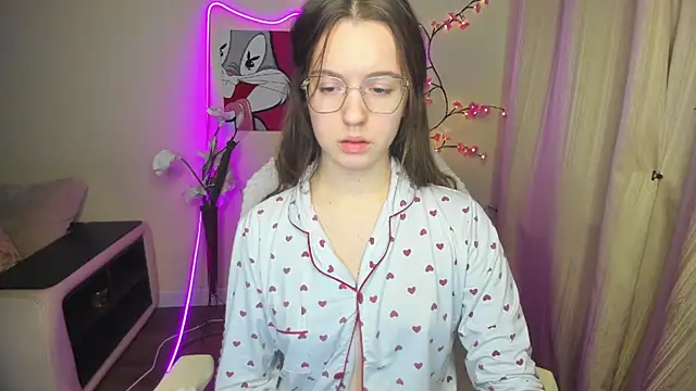 shalinamontana - ShalinaMontana's free webcam - UK Sex Cams