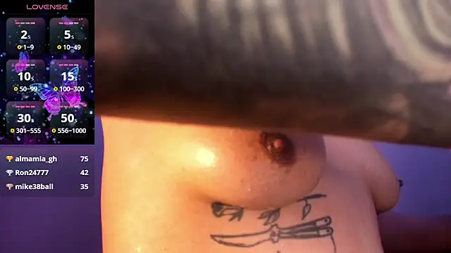 Mia_for_you_lovee webcam