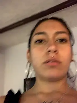 Webcam Model (Alaska_euphoria) is live