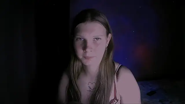 nelli_lux_ webcam