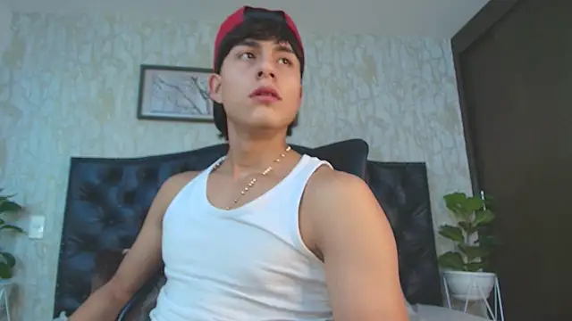 Lander_Cruz's live cam