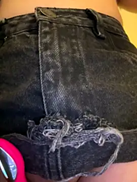 Alyshanon18's live cam