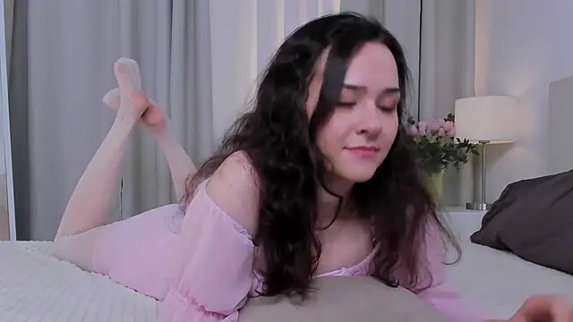 Camilla_Rowen webcam