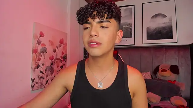 niick_twiink - Niick_Twiink's free webcam - UK Sex Cams