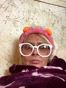 Gardener_of_Illusions webcam