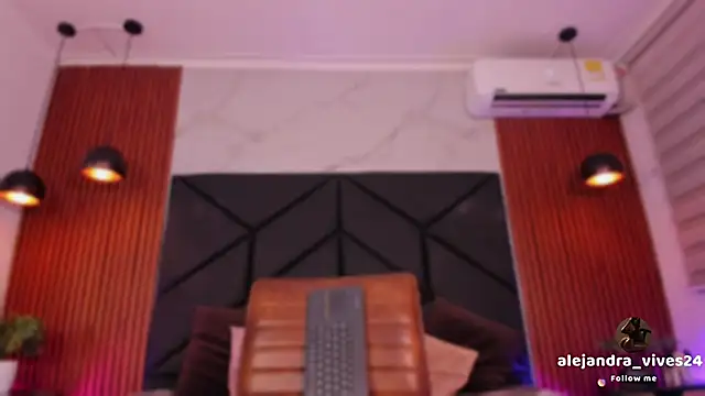 Alejandra_Vives webcam