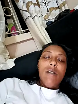 Indian-Hottie001 webcam