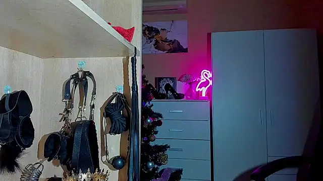 kristitopxx - KristiTopxx's free webcam