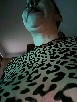 Webcam Model (coral_smitth)  is live.Free join now!